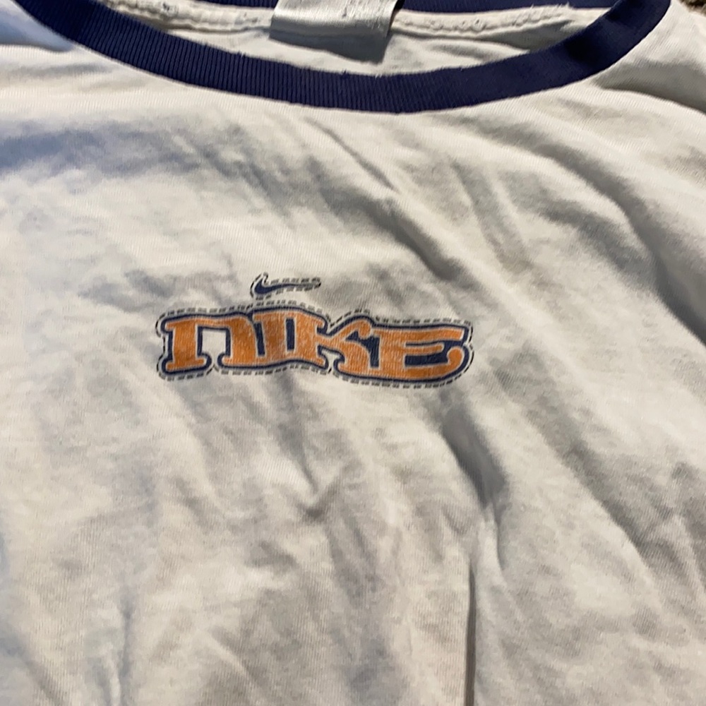 white nike long sleeve